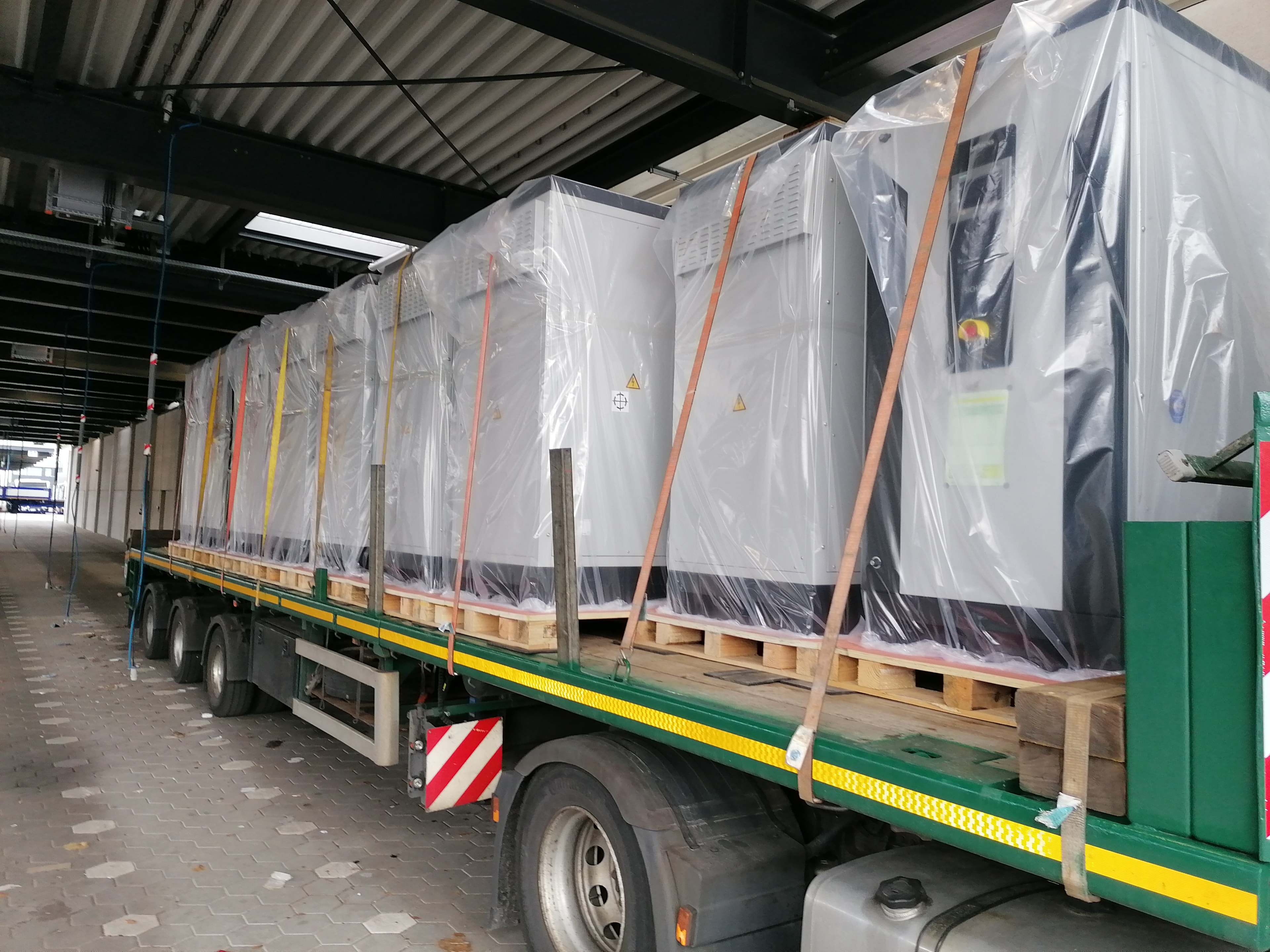 LG Anlieferung Truck