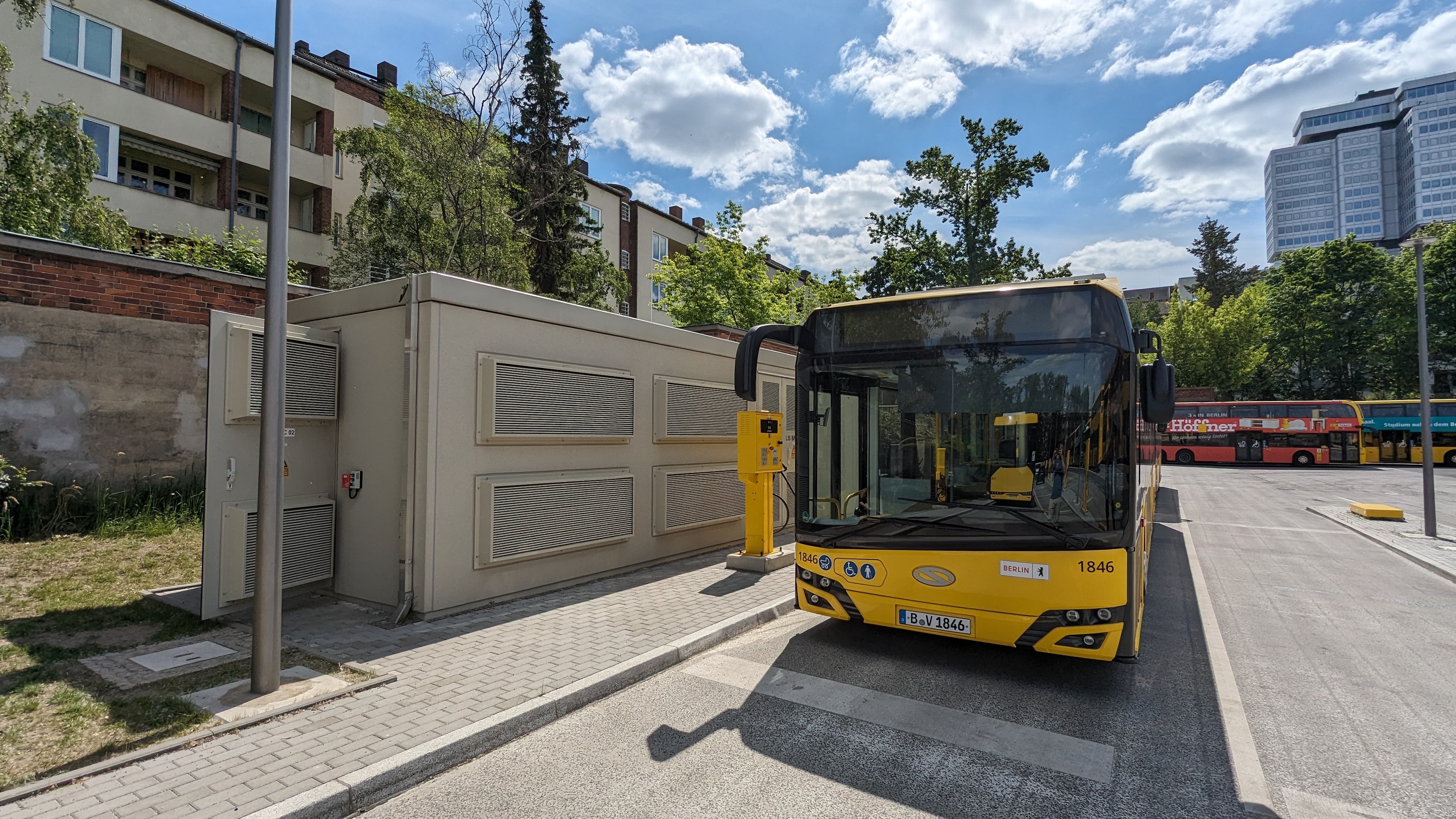 Ladestation Cicero 3